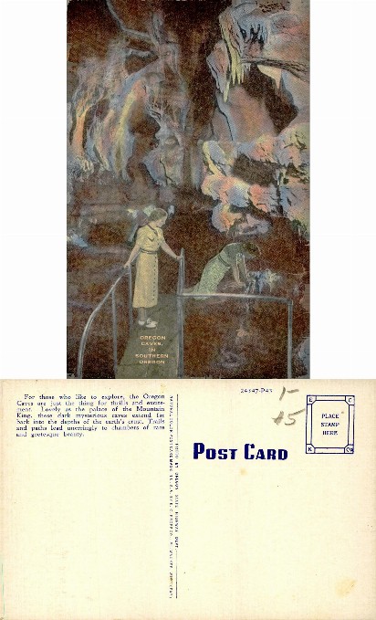 Women exploring Oregon Caves