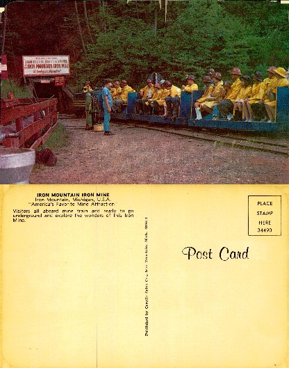 Tourists at Iron Mountain Iron Mine