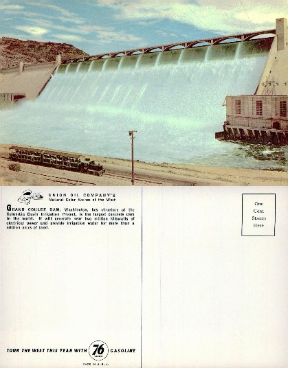Grand Coulee Dam with Tourist Train