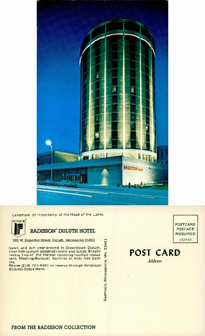 Radisson Duluth Hotel at Night