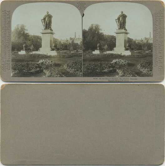 Statue in King's Garden