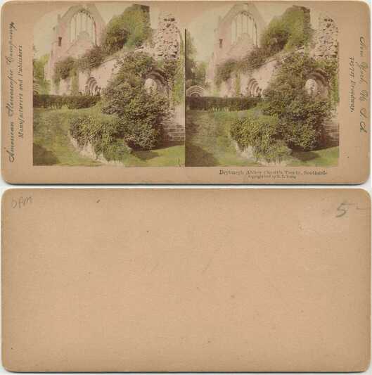 Dryburgh Abbey (Scott's Tomb)